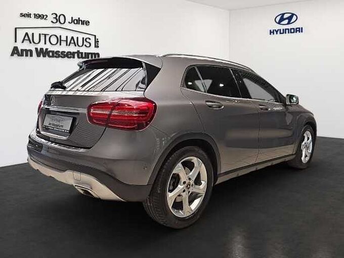 Mercedes-Benz GLA 200 Urban LED AHK NAVI