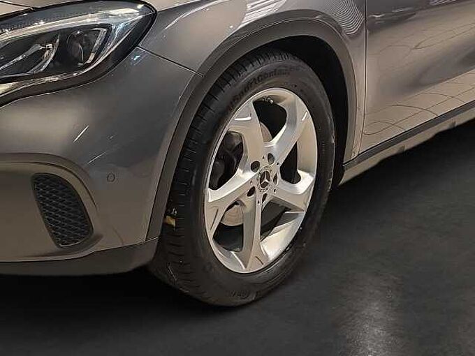 Mercedes-Benz GLA 200 Urban LED AHK NAVI