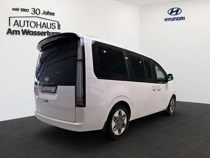 Hyundai STARIA 2.2 CRDi 8DCT 2WD Prime 9-Sitzer PANO LEDER NAVI LED
