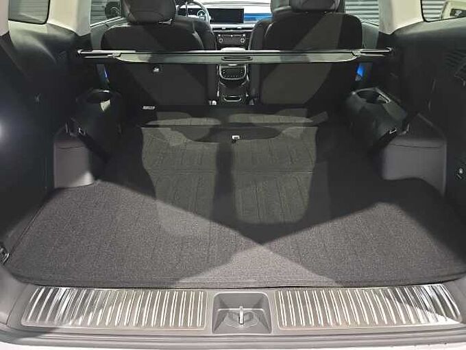 Hyundai IONIQ 9 6-SITZER (MY26) 110 KWH (307 PS) 4WD UNIQ PANO SWIVEL-PAKET