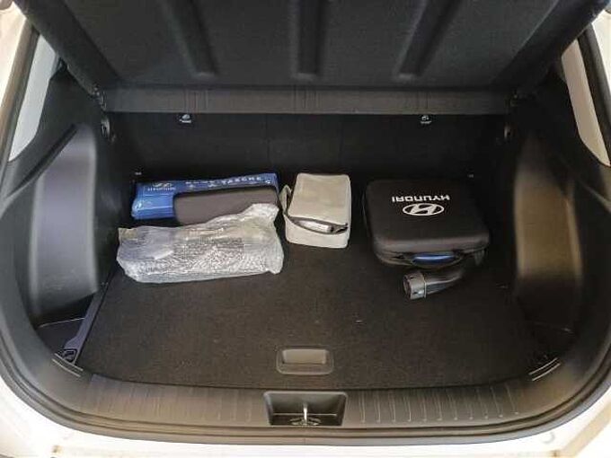 Hyundai KONA Prime Elektro 65,4kw Sitzkomfort Paket Assistenzpaket 2