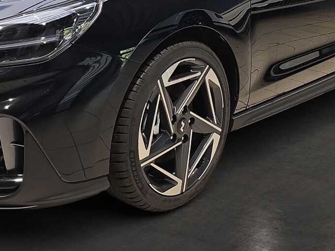 Hyundai i30 FL 5-TÜRER (MY25) 1.5 T-GDI 48V 7-DCT N Line