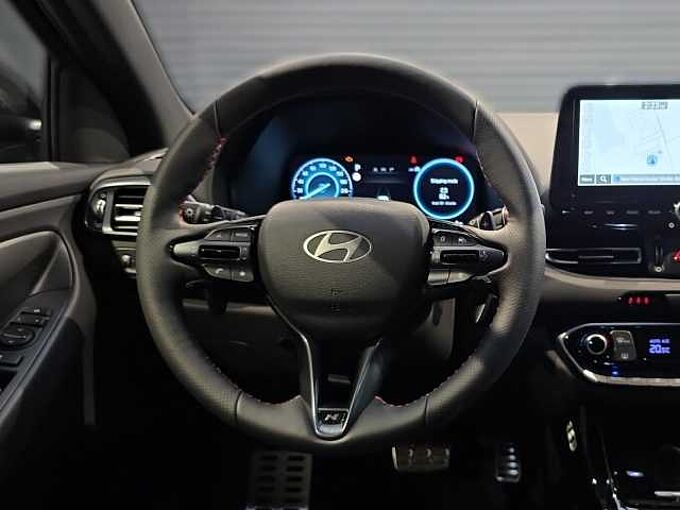 Hyundai i30 FL 5-TÜRER (MY25) 1.5 T-GDI 48V 7-DCT N Line