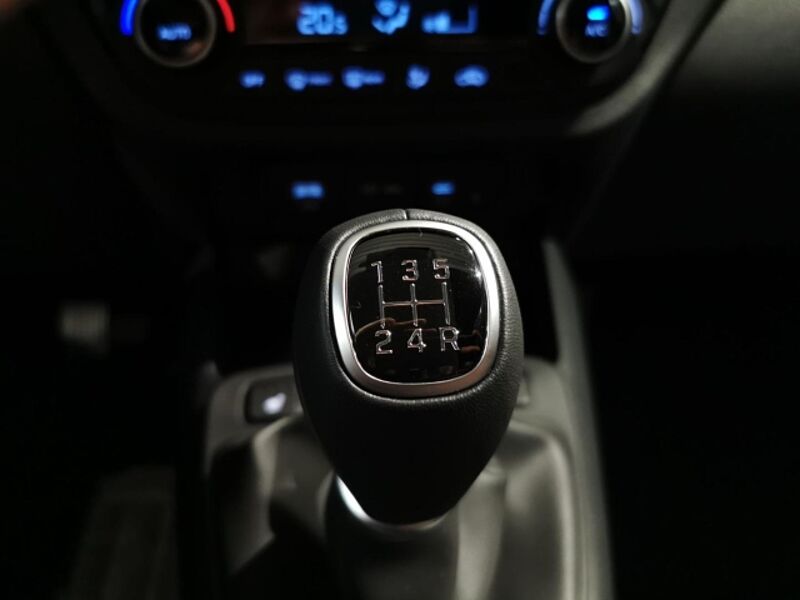Hyundai i10 1.0 Benzin 5-MT TREND Komfortpaket MY25 1.0 Benzin 5-MT TREND Komfortpaket MY25