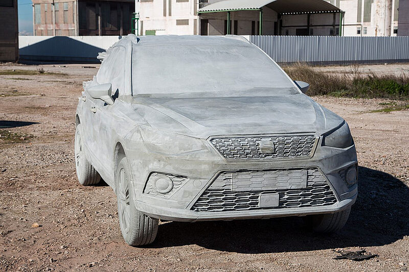 Der SEAT Arona als Skulptur