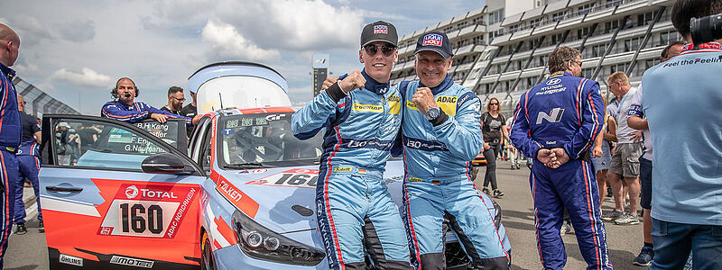 Eine schrecklich schnelle Familie im Hyundai i30 Fastback N