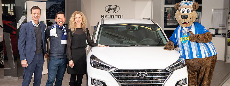 Hyundai übergibt Tucson an Gewinner des SUV-Quiz